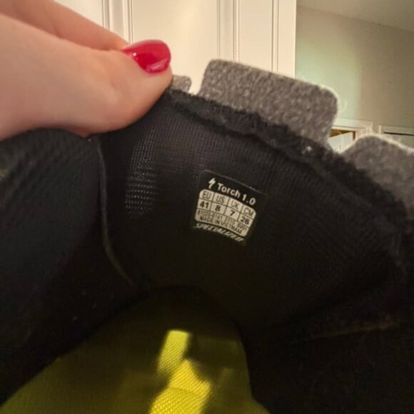 Specialized Bike Shoes + Clips - Picture 2 of 5